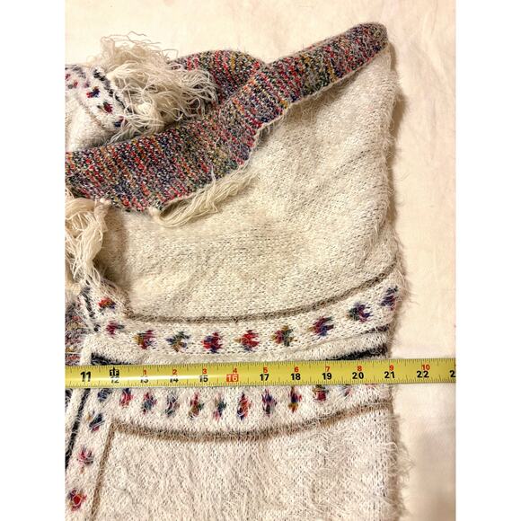 Cardigan Sleeveless Open Font Fringe Fuzzy Women’s One  Size. - Picture 5 of 7